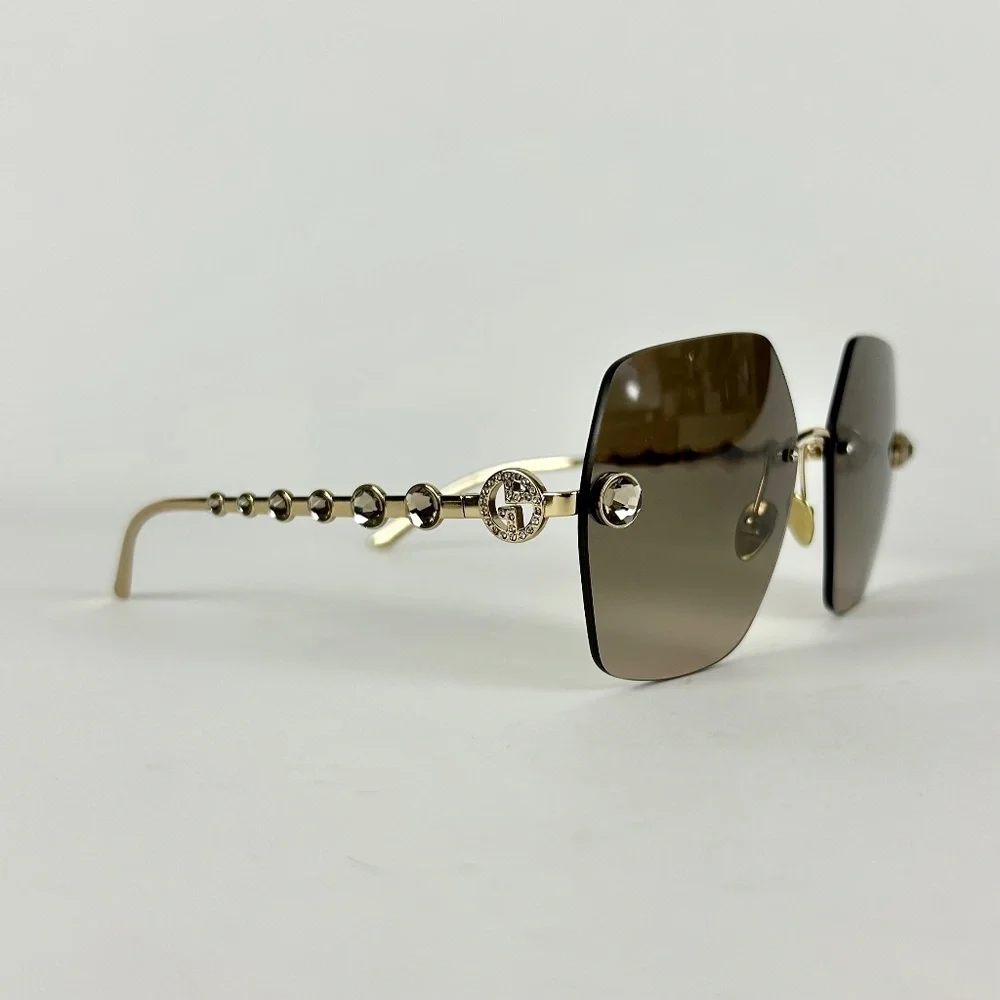 Giorgio Armani Sunglasses - Picture 3 of 11